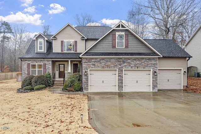 view of front facade featuring a garage