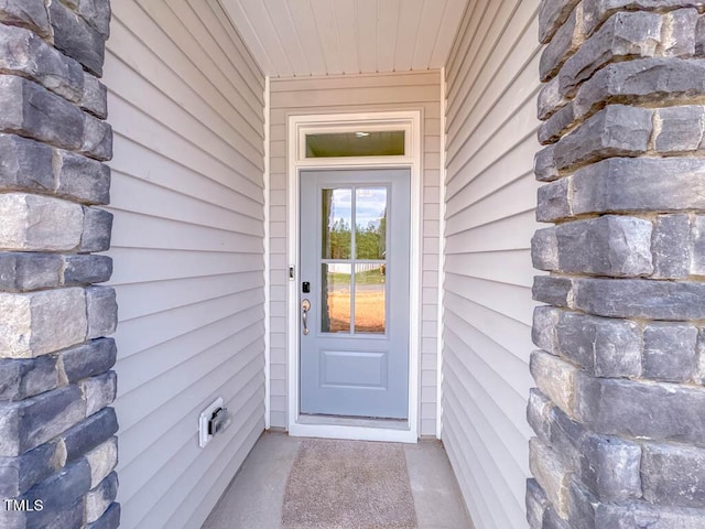 view of property entrance