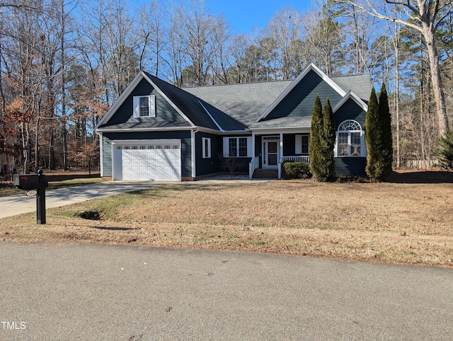 single story home featuring a porch and a front lawn