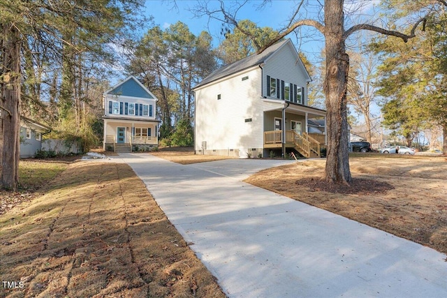 view of front facade with covered porch