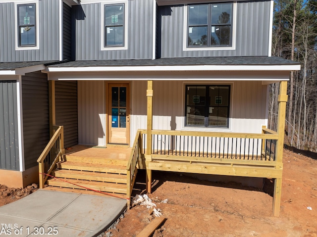 view of front of house featuring a porch