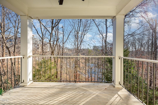 deck featuring ceiling fan