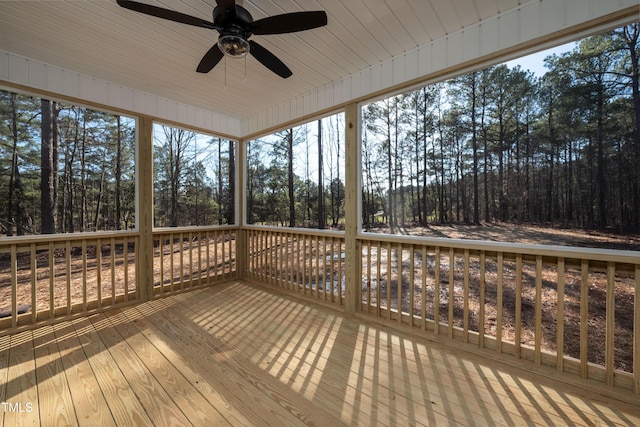 deck featuring ceiling fan