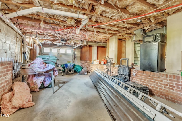 misc room featuring concrete flooring