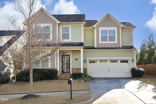 view of front facade with a garage