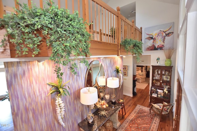 room details featuring hardwood / wood-style floors