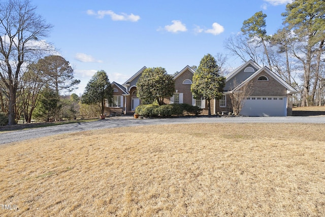 front of property with a front lawn