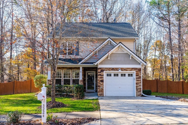 view of front of home featuring a front lawn