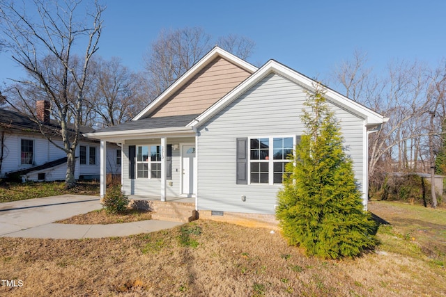 view of front facade featuring covered porch