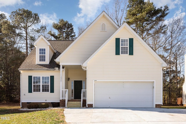 view of front facade featuring a garage