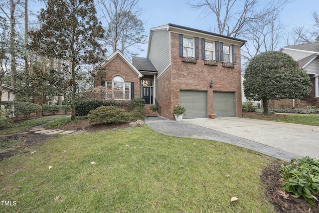 view of front property featuring a garage and a front yard