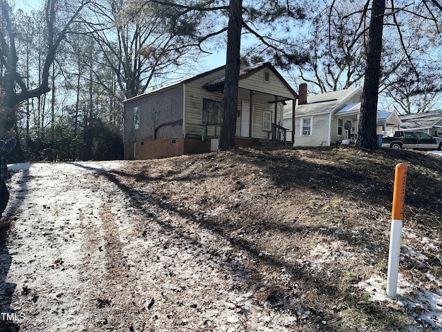 exterior space with a porch