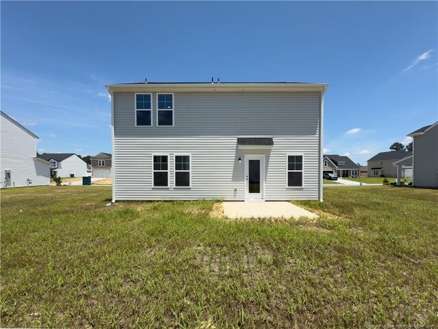 2219 Roadster Pony Ln, Hope Mills, NC 28348 - photo 2
