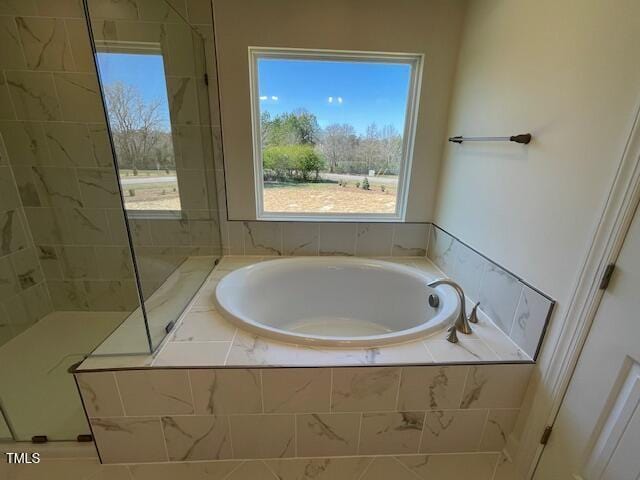 85 N Stagecoach Dr, Wendell, NC 27591 - bathroom featuring a bath