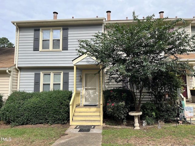 view of front of house