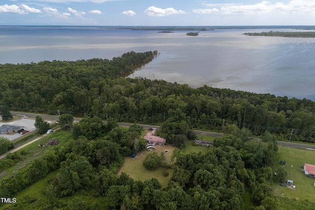 bird's eye view featuring a water view