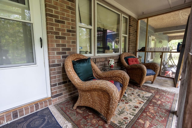 balcony featuring covered porch