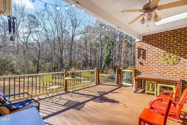 deck with ceiling fan