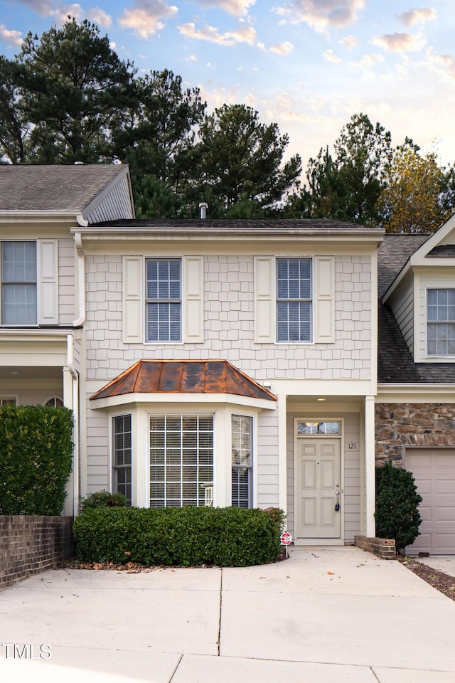 view of front of home featuring a garage