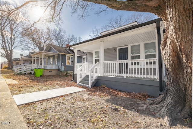 view of front of property with covered porch