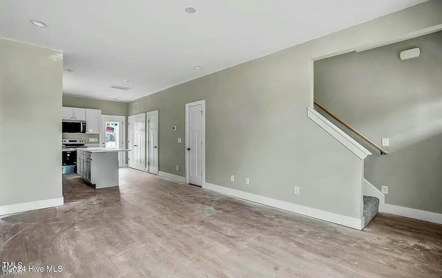 view of unfurnished living room