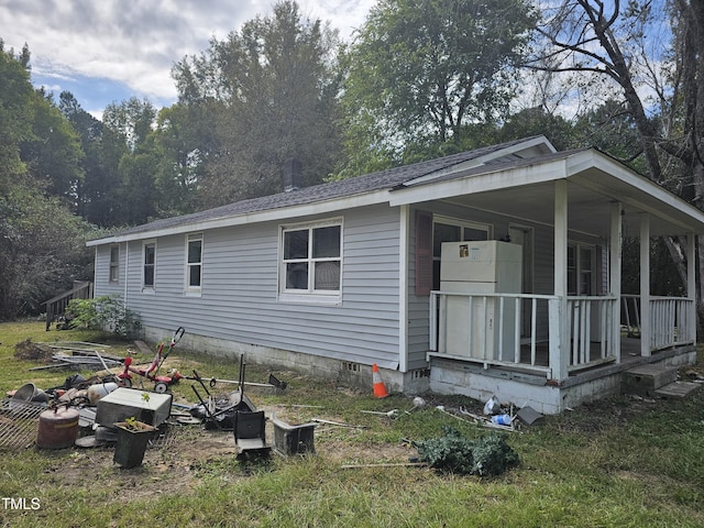 exterior space featuring a porch