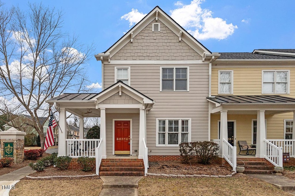 view of front facade with covered porch