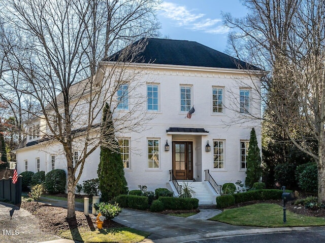 view of colonial inspired home