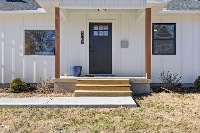 view of exterior entry