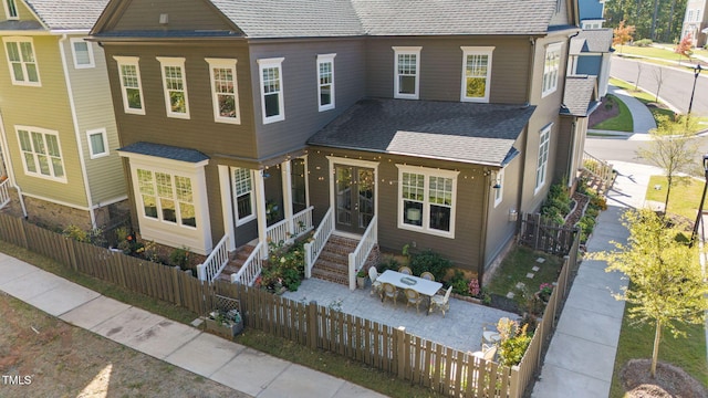 view of front of home featuring a patio