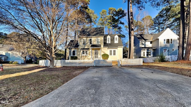 view of front of property