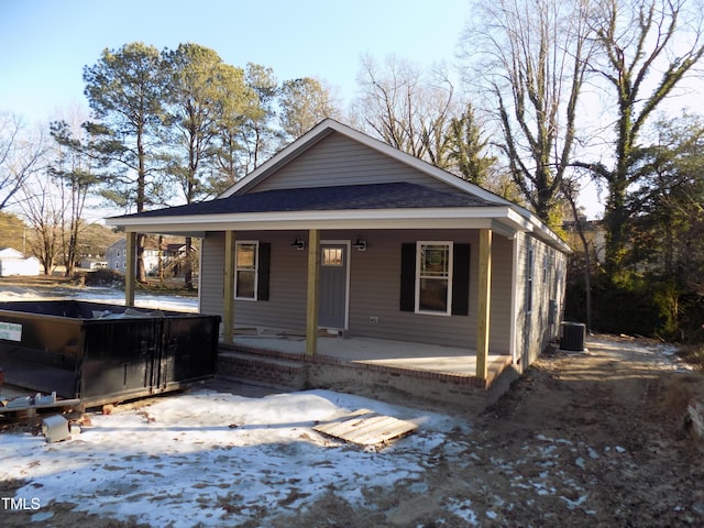 bungalow-style home featuring covered porch