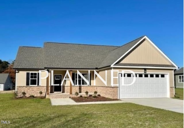 craftsman inspired home with a front lawn and a garage