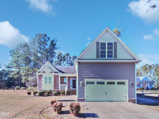 view of front facade with a garage