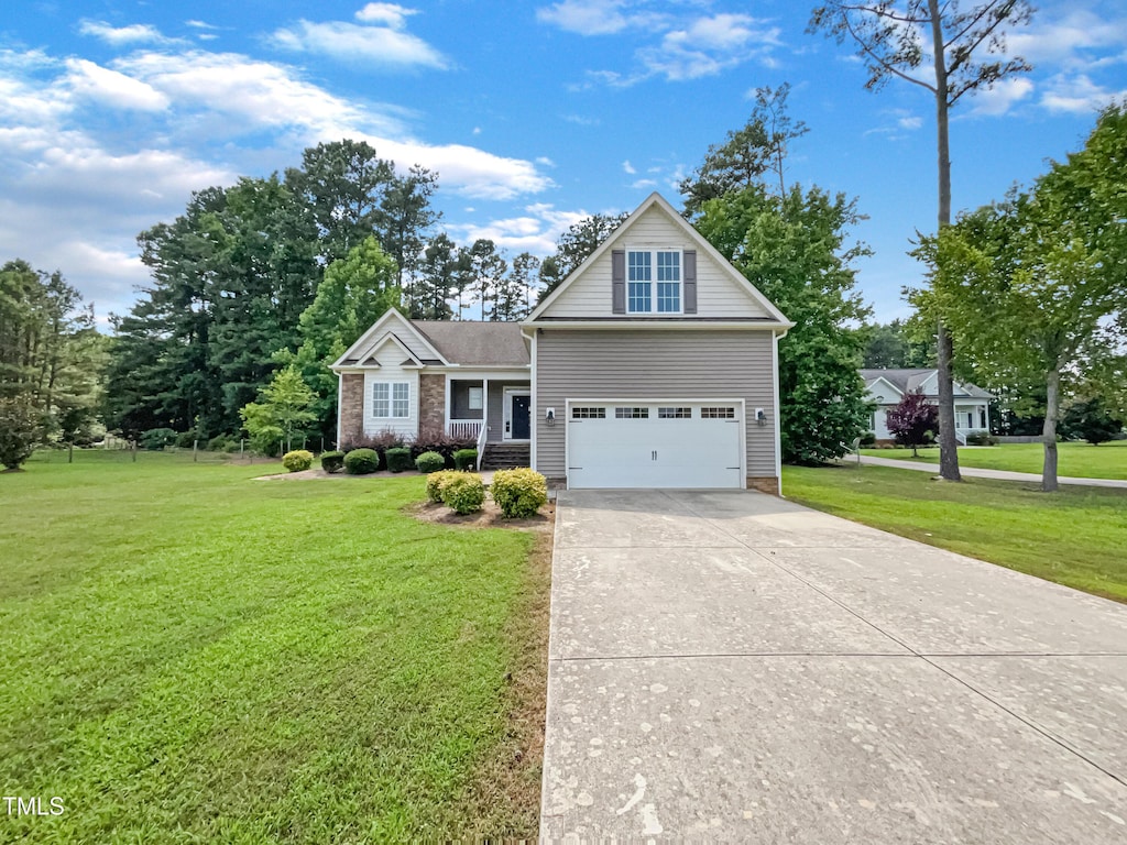 1813 Ferrell Meadows Dr, Zebulon, NC 27597 - photo 1