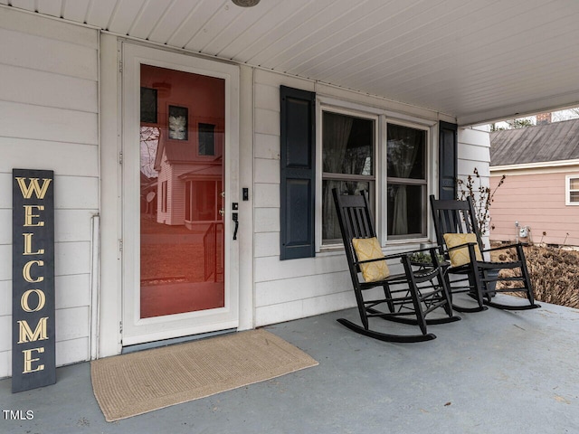 property entrance with a porch