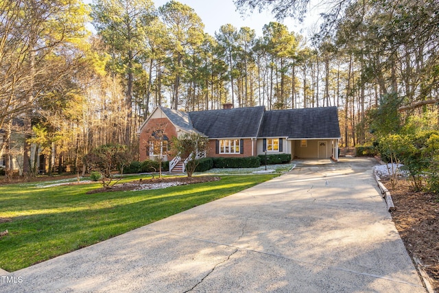 ranch-style house with a front yard