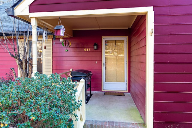 view of entrance to property