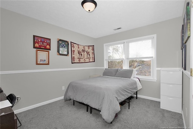 bedroom featuring carpet flooring