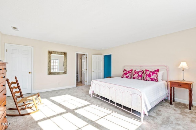 bedroom with carpet flooring