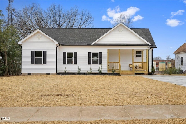 view of front of home featuring a porch