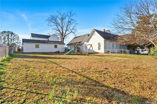 view of yard featuring a playground