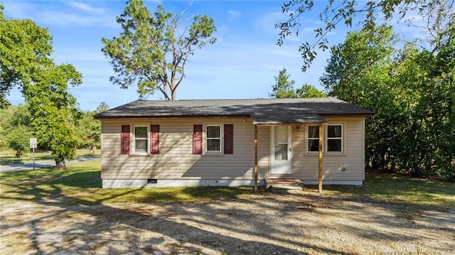 view of front of home with crawl space