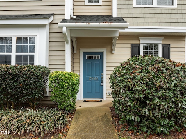 view of property entrance