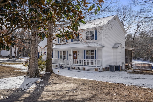 view of front of property featuring a porch