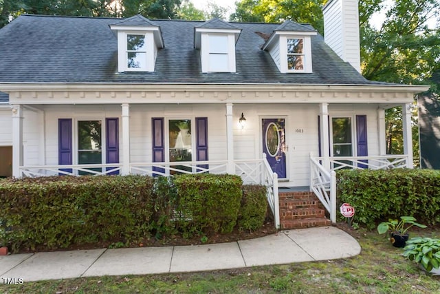 view of front facade featuring a porch