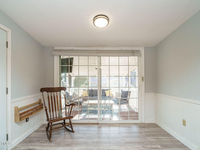 living area with light wood-type flooring