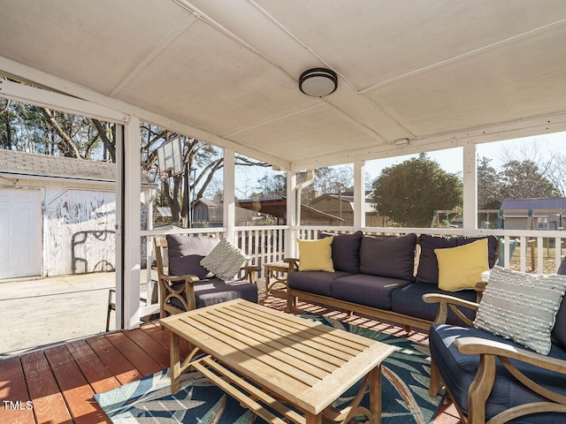 view of sunroom / solarium