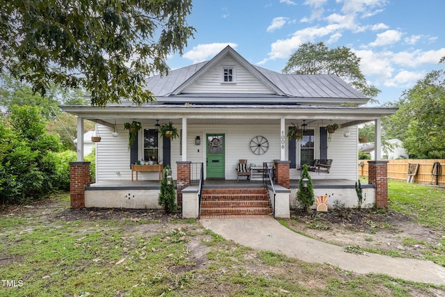 view of front facade with covered porch