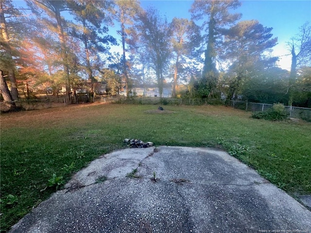 view of yard featuring fence